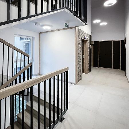 Apartament Clever 2 Kamienica Grochow วอร์ซอ ภายนอก รูปภาพ